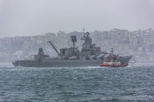 「环球时报」普京即将到访，土耳其媒体错报俄军巡洋舰险些失控撞岸