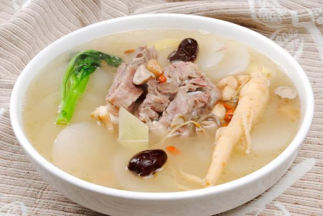 【半岛晨报】冰箱上贴了这么多年的“食物相克表”，竟然全是忽悠？