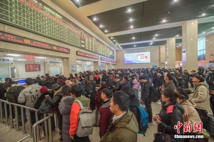 【经济日报】铁路春运售票第26日售出车票1400多万张