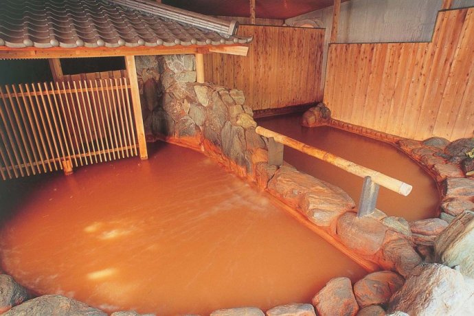 这个冬天,来日本感受最古老的温泉泡"汤"_人民号