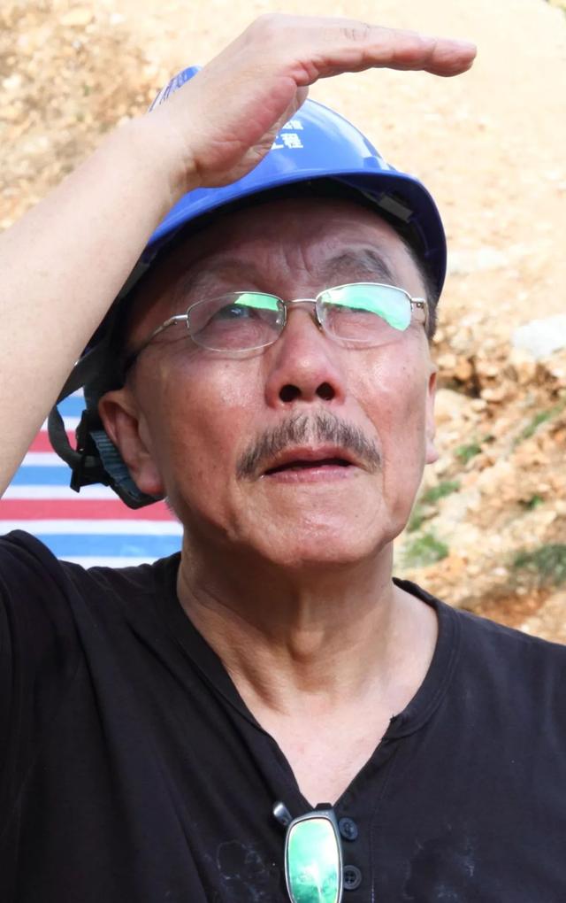 【南国今报】上热搜！中国天眼正式开放运行，网友评论都在喊一个名字……