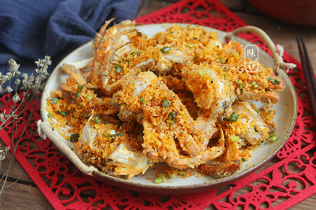 过年螃蟹不只清蒸,这样做更美味,又香又脆,大人小孩都喜欢