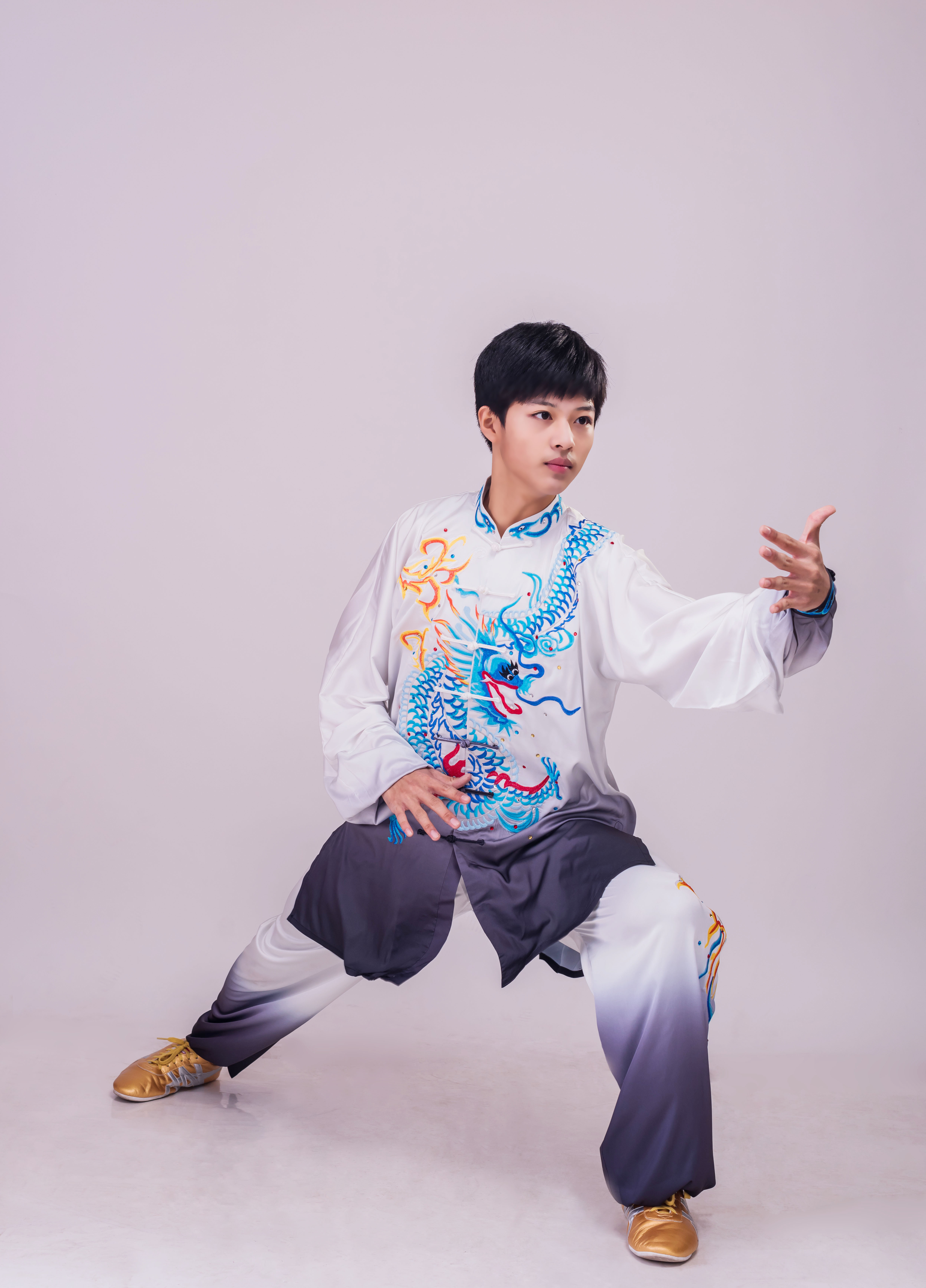 武术kungfu"首秀"奥运舞台 演员谷文泽一代如何接力华语影坛