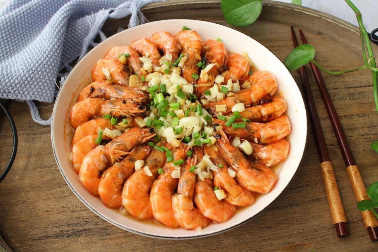 年夜饭必备的海鲜,分享5道虾的做法,过年端上桌好吃又好看