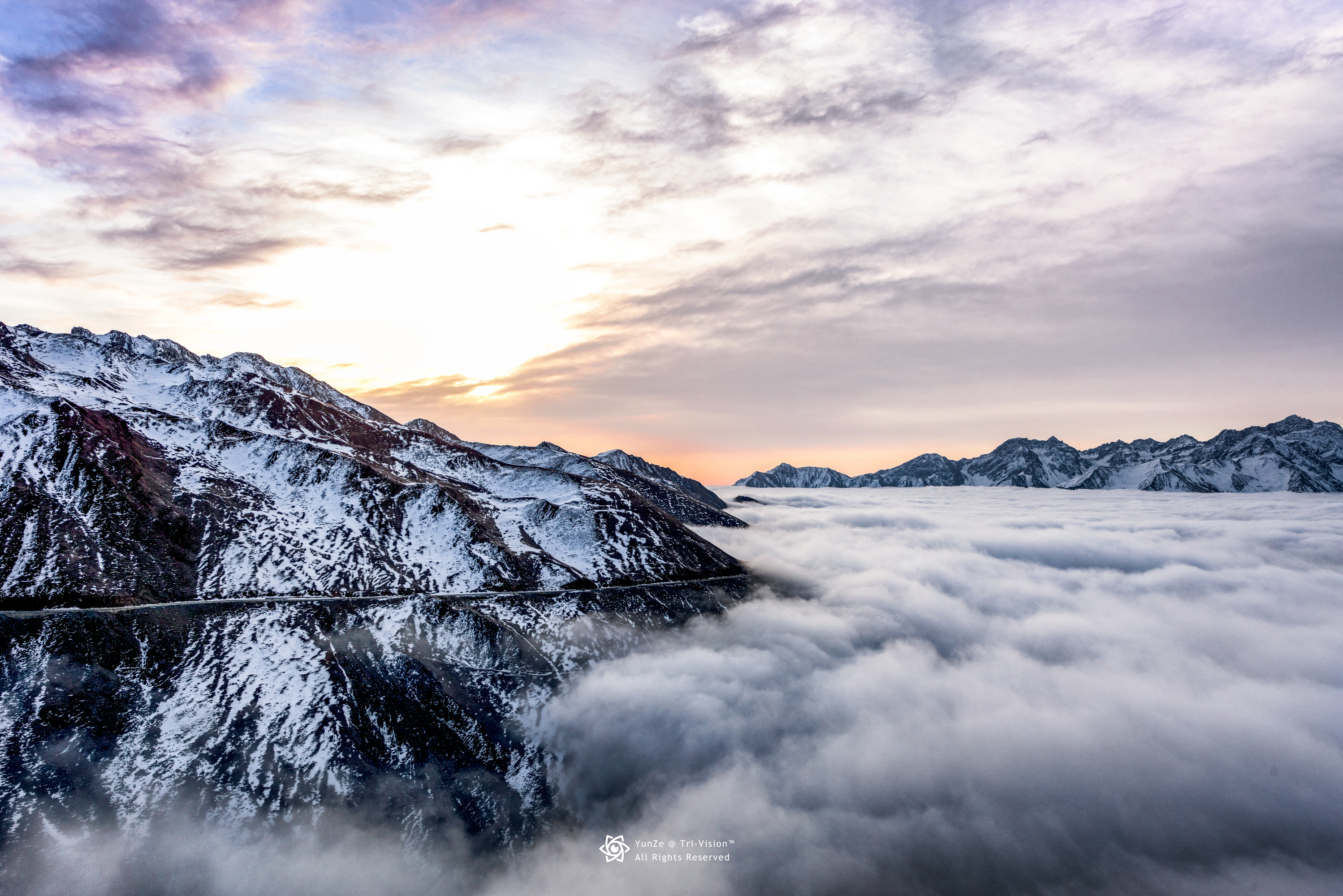 距离成都220公里,来到了云端之上,风光摄影师都爱来这里扎堆堆