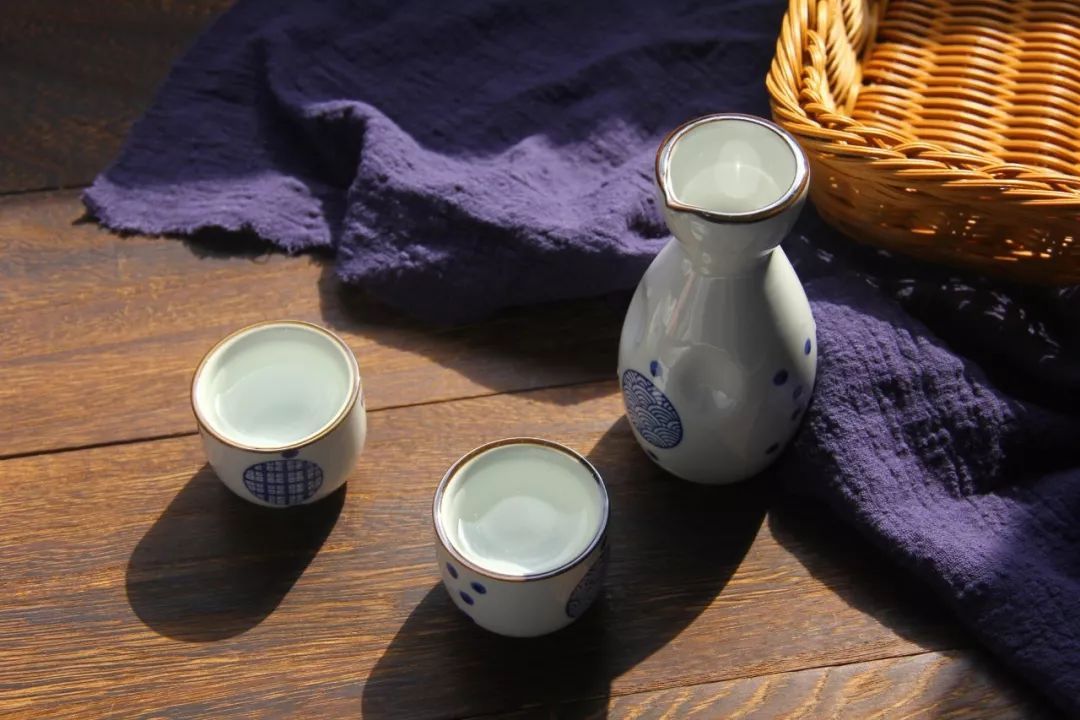 杜甫与老友重逢,饮酒作诗,感人肺腑,没有人生阅历肯定读不懂