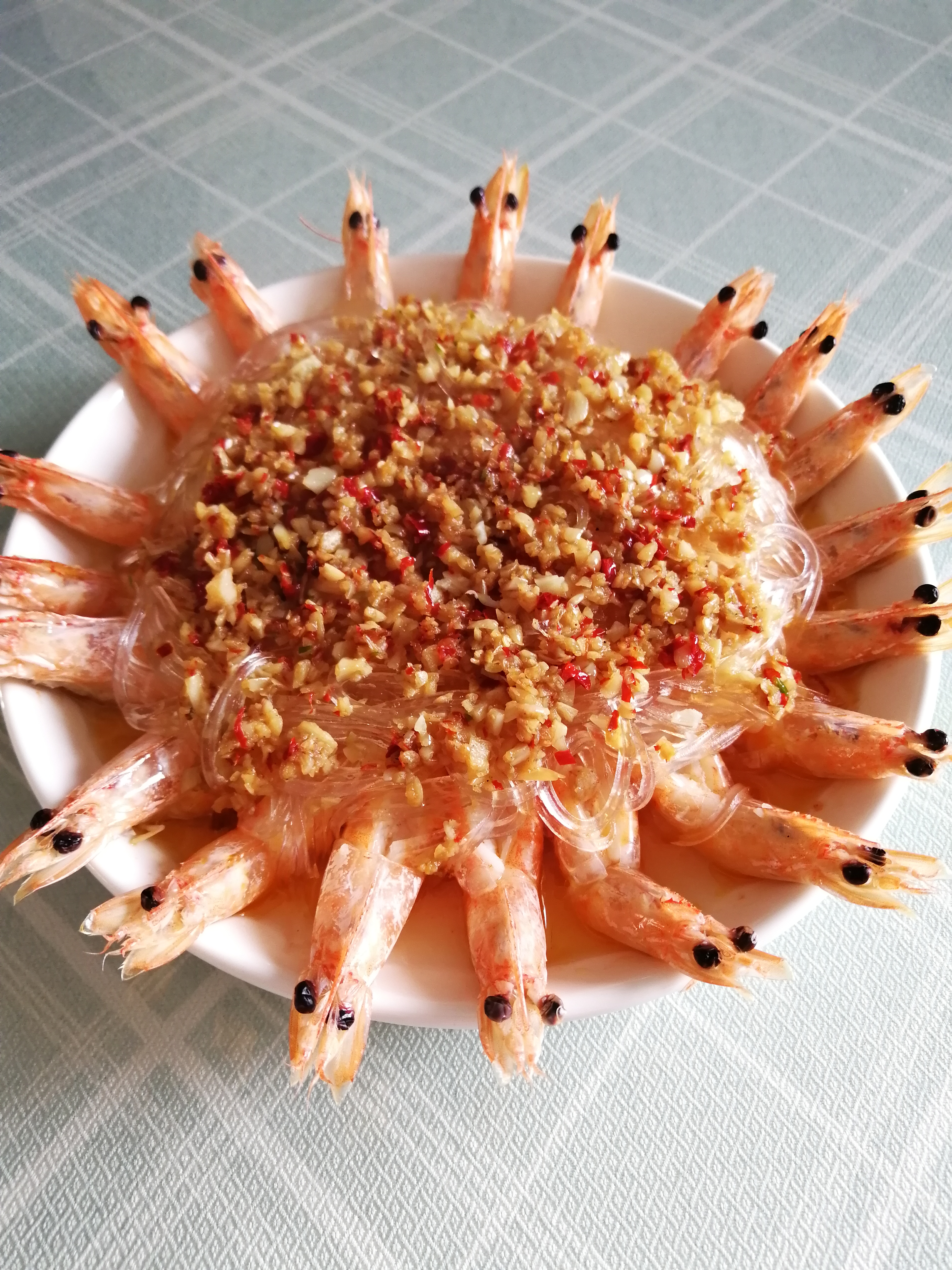 过年必备大菜红红火火一盘虾寓意富贵花开味道鲜美快收藏