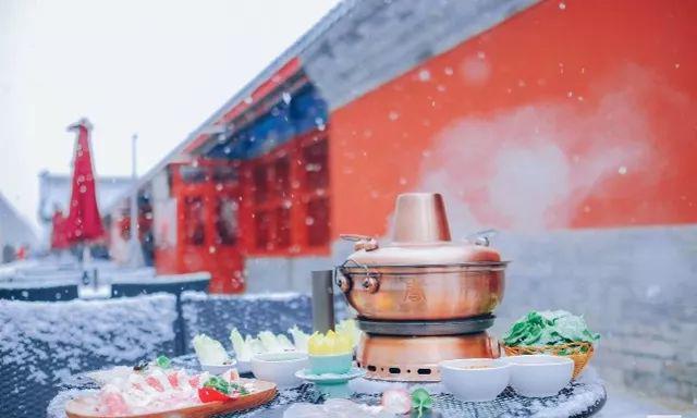【半岛晨报】故宫年夜饭又上热搜！6688一桌，没吃上就被取消了