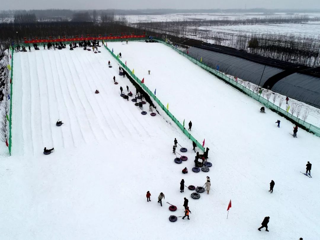 巨鹿县滑雪场图片