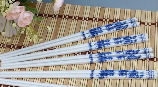 齐鲁晚报·齐鲁壹点：过年为啥要换餐具？北京疾病预防控制中心副主任医师孙鑫贵告诉你