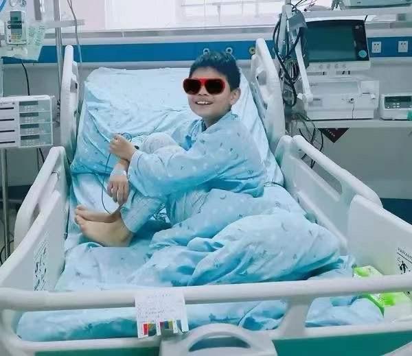映象网：9岁男童喝了这个“满脸笑容”，急送PICU！快过年，赶紧看