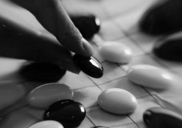 ai的出现,打破了人们以往的认识,尤其是在围棋界,自alphago问世以来
