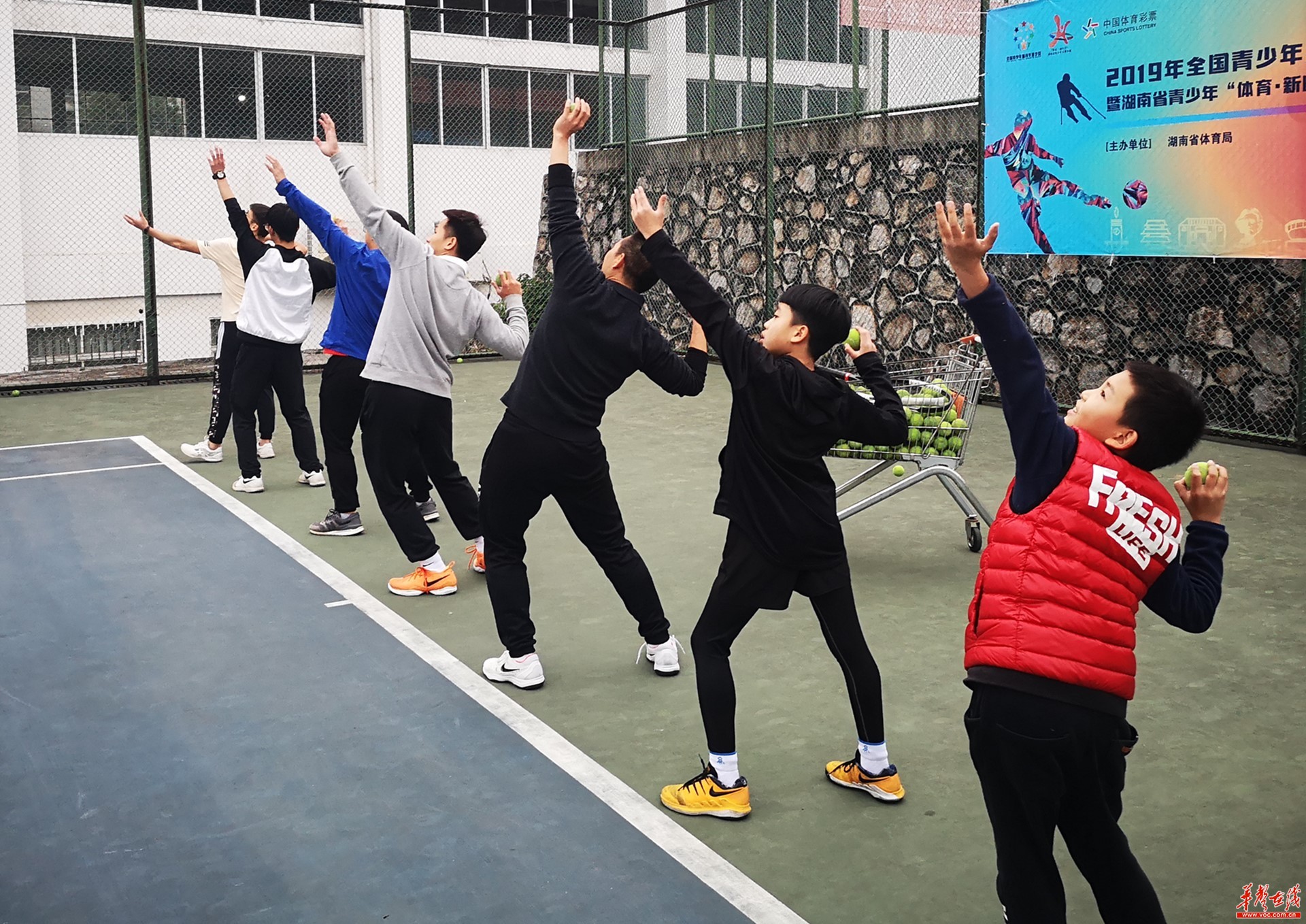 我省青少年体育·新时代郴州网球冬令营闭营