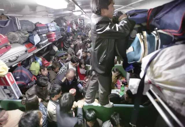 #视觉志#“上车了，我撒欢儿了！”｜百家故事