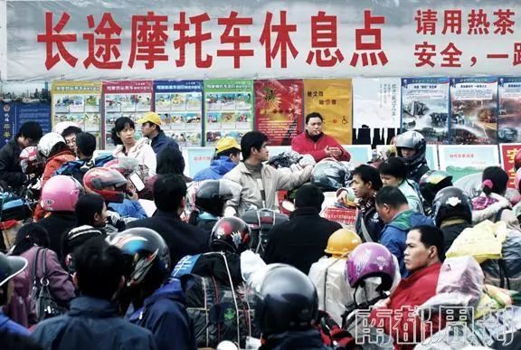#视觉志#“上车了，我撒欢儿了！”｜百家故事
