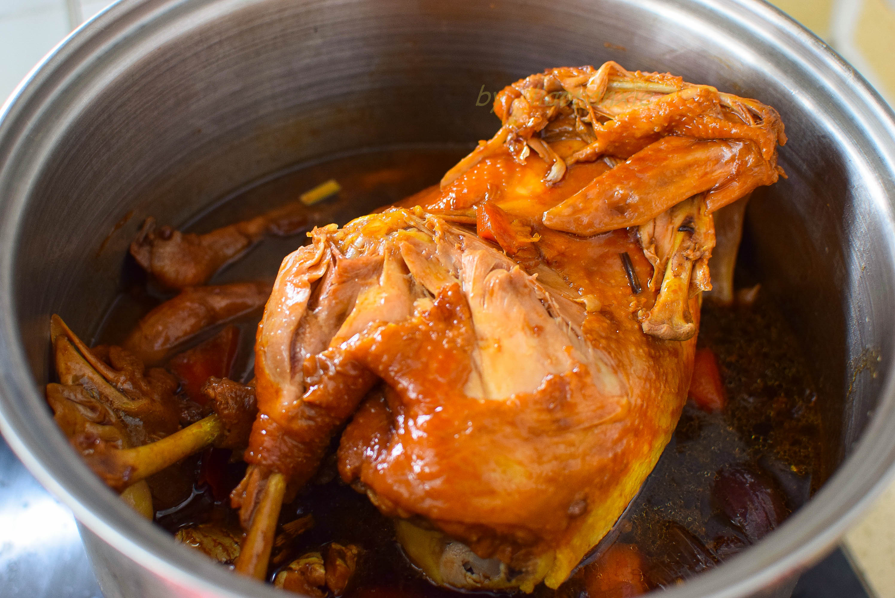 过年做卤鸡我有绝招不用加一滴水就要这几种调料出锅香满屋