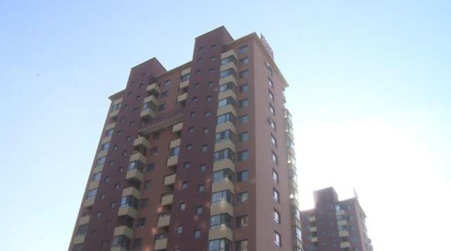 「半岛晨报」辽宁男子重病出国治疗，回国后竟发现房子被卖