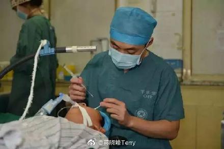 「中国小康网」北京朝阳医院伤医事件4人受伤最新消息 朝阳医院男子持菜刀砍伤医生原因现场图 嫌犯已被刑拘