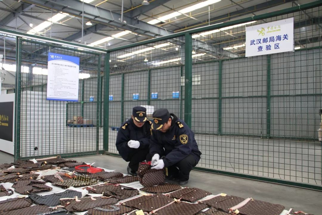 海关发布：“龙腾行动2019”全国海关共扣留侵权嫌疑货物1745万件