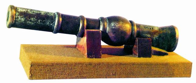 #中国小康网#外形酷似口香糖，美军士兵曾用来取暖，威力却大的惊人