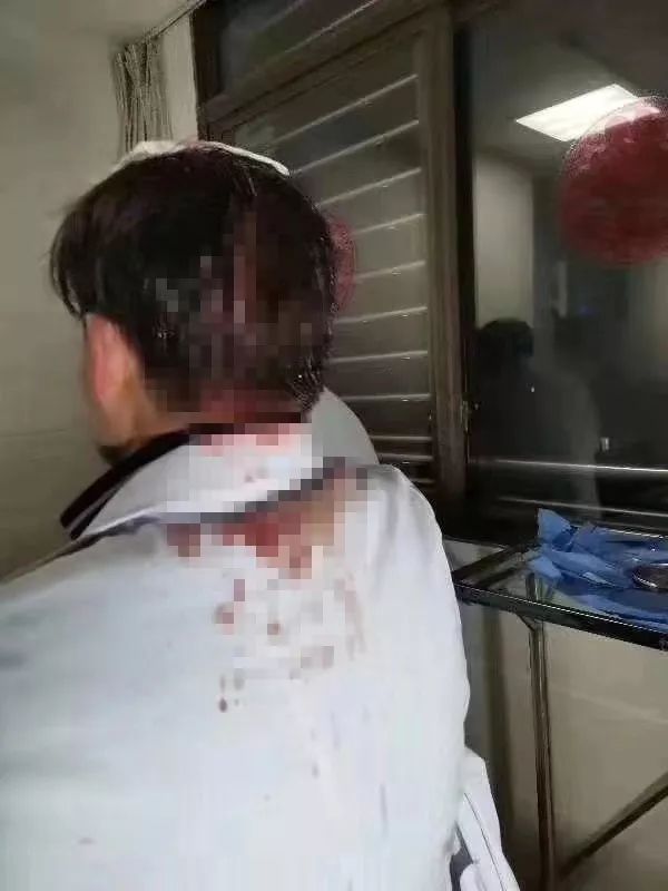 「医脉通」护士被打鼻骨骨折，3名医生被群殴……能好好过个年吗？