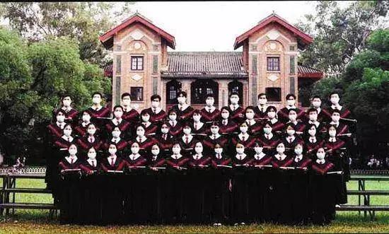 【南京江北新区】钟南山这张图疯传：17年前他领军战非典；今天，84岁的他再赴武汉