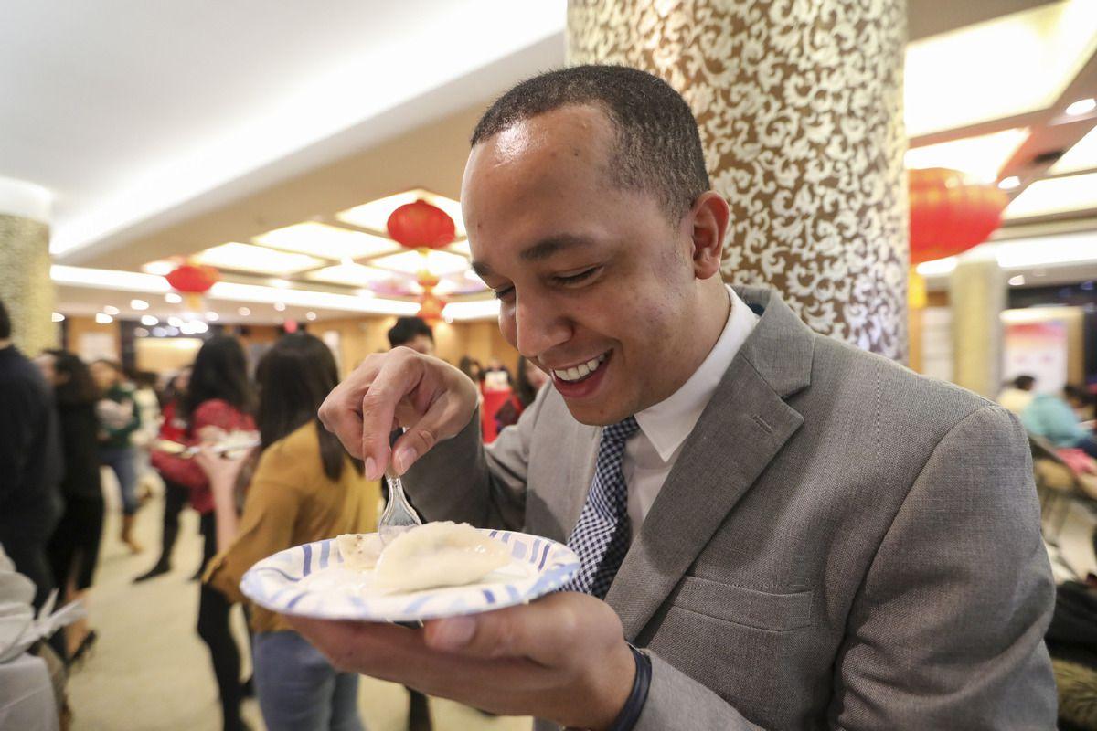 #经济日报#中国“年味儿”飘香世界