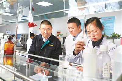 「中央纪委国家监委网站」安居乐业奔小康各地群众欢欢喜喜迎新年掠影