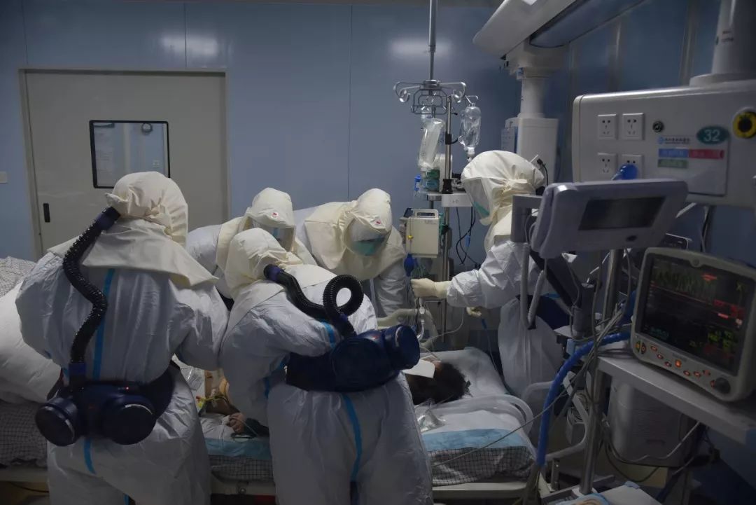 长沙晚报掌上长沙@“我自愿报名，不计报酬，无论生死”