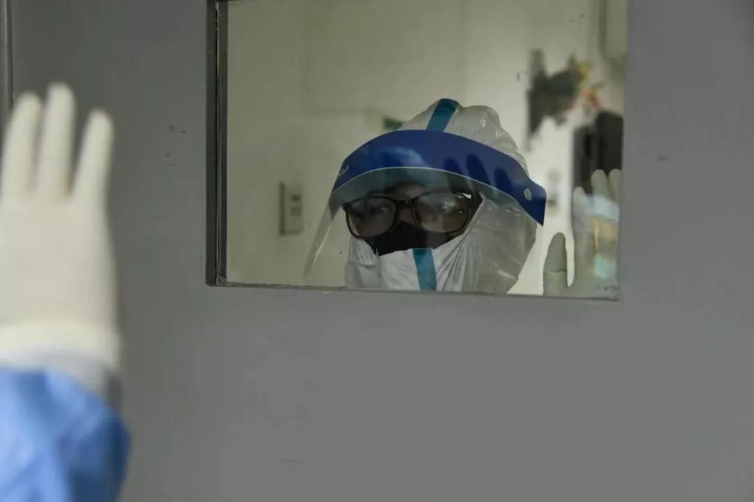 长沙晚报掌上长沙@“我自愿报名，不计报酬，无论生死”