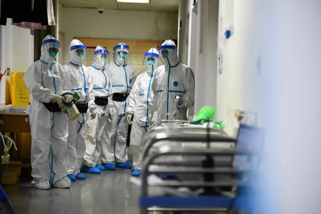 长沙晚报掌上长沙@“我自愿报名，不计报酬，无论生死”