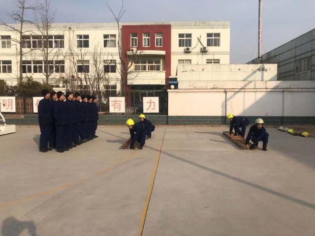 「生活报」新消防员第一次在队里过春节：想家 但必须留下
