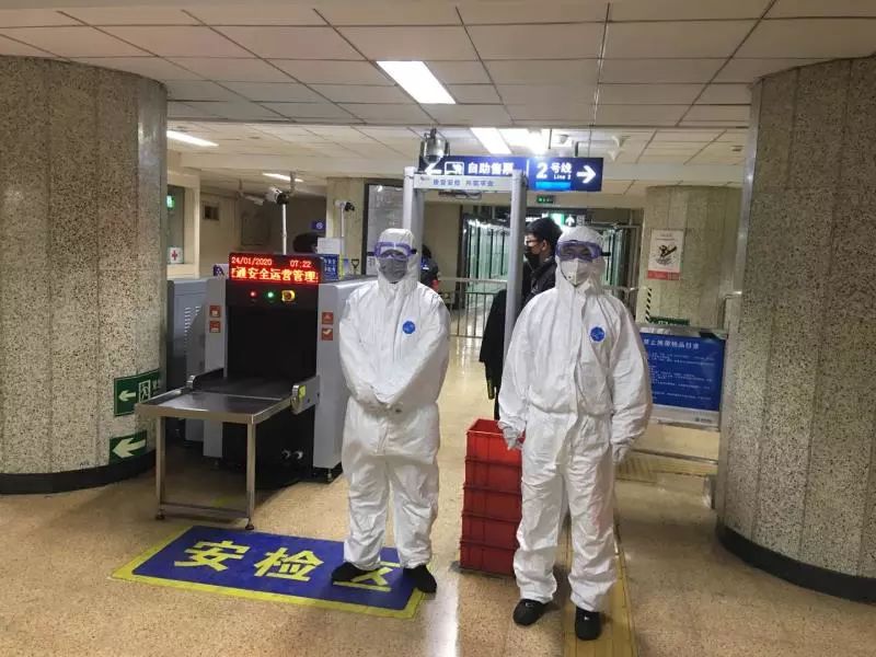 环球时报■“进出北京方向高速均已封路”？又是一个谣言！