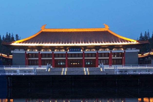[经济之声]这些景点已关闭，鼠年新春我们陪你“云过年”