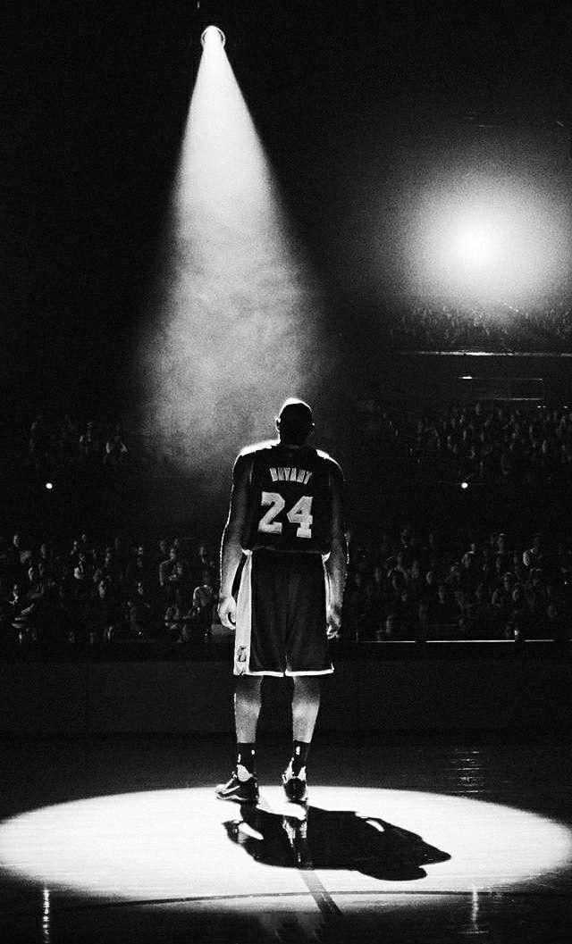 掌上兰州■美国篮球巨星科比坠机去世