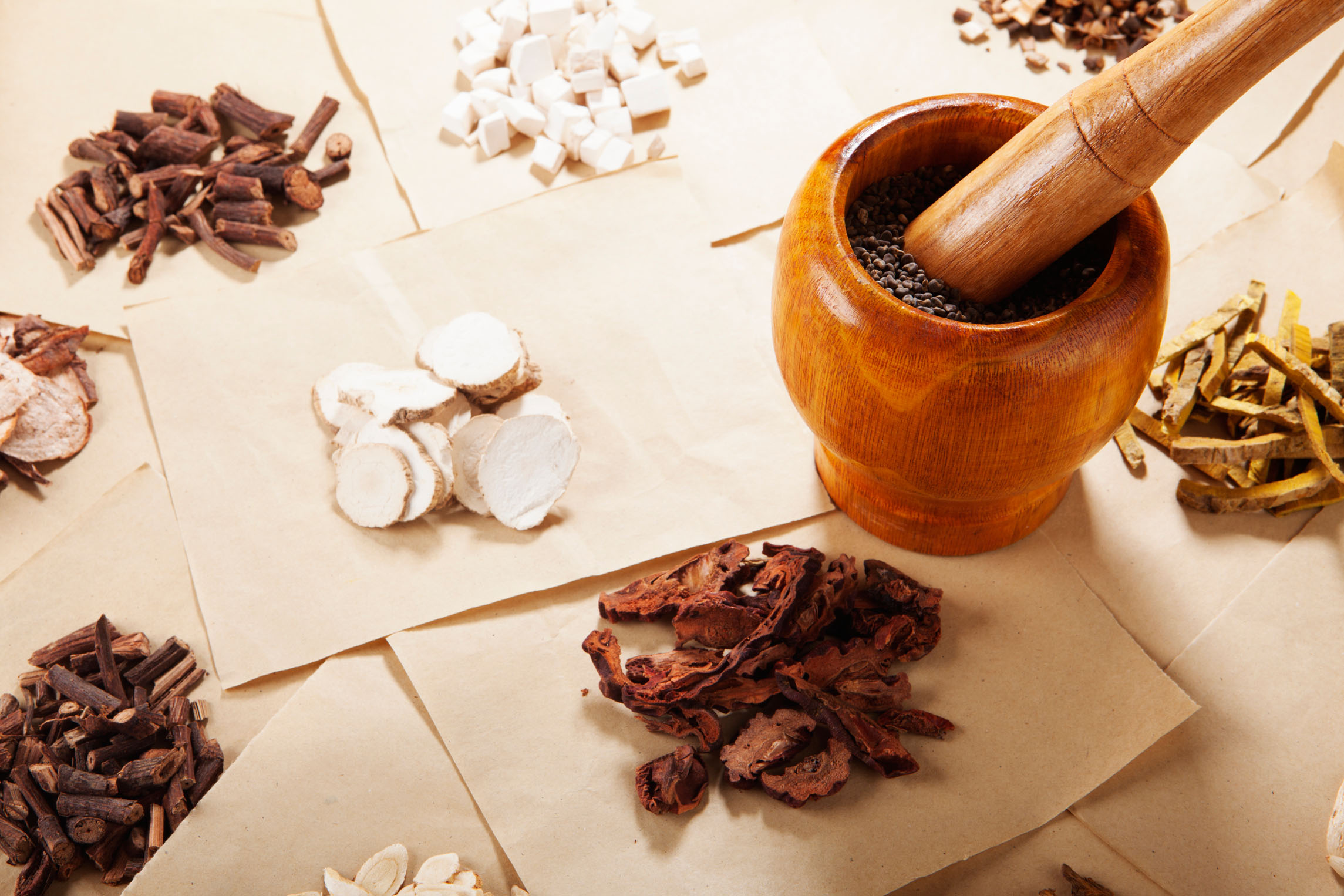 面对重大疫情,勿将中医边缘化