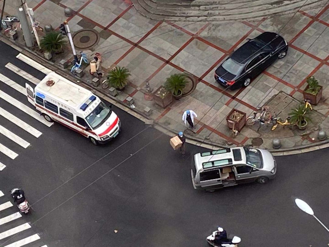 环球时报■“封城”后五天，普通的武汉人经历了什么？