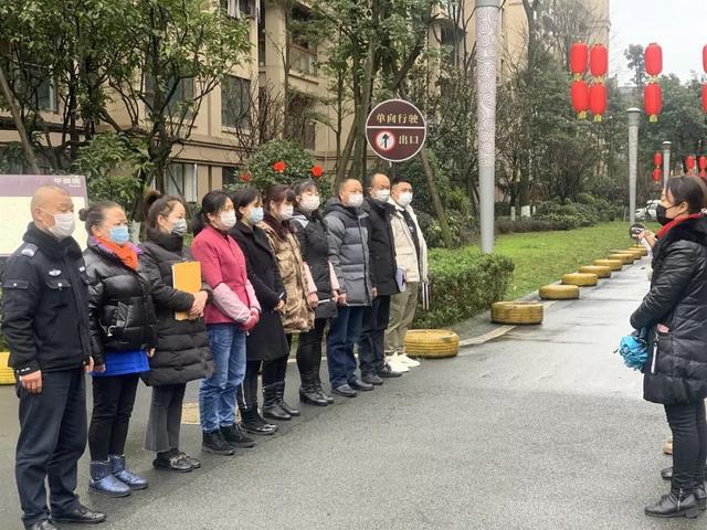 「每日都江堰」@所有都江堰人 防控疫情 人人有责！使用过的口罩请勿乱扔，内有口罩处理小贴士，赶紧get起来！