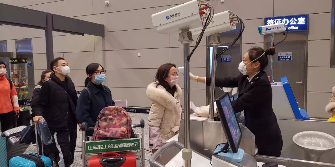 「海关发布」疫情来袭 我们不退