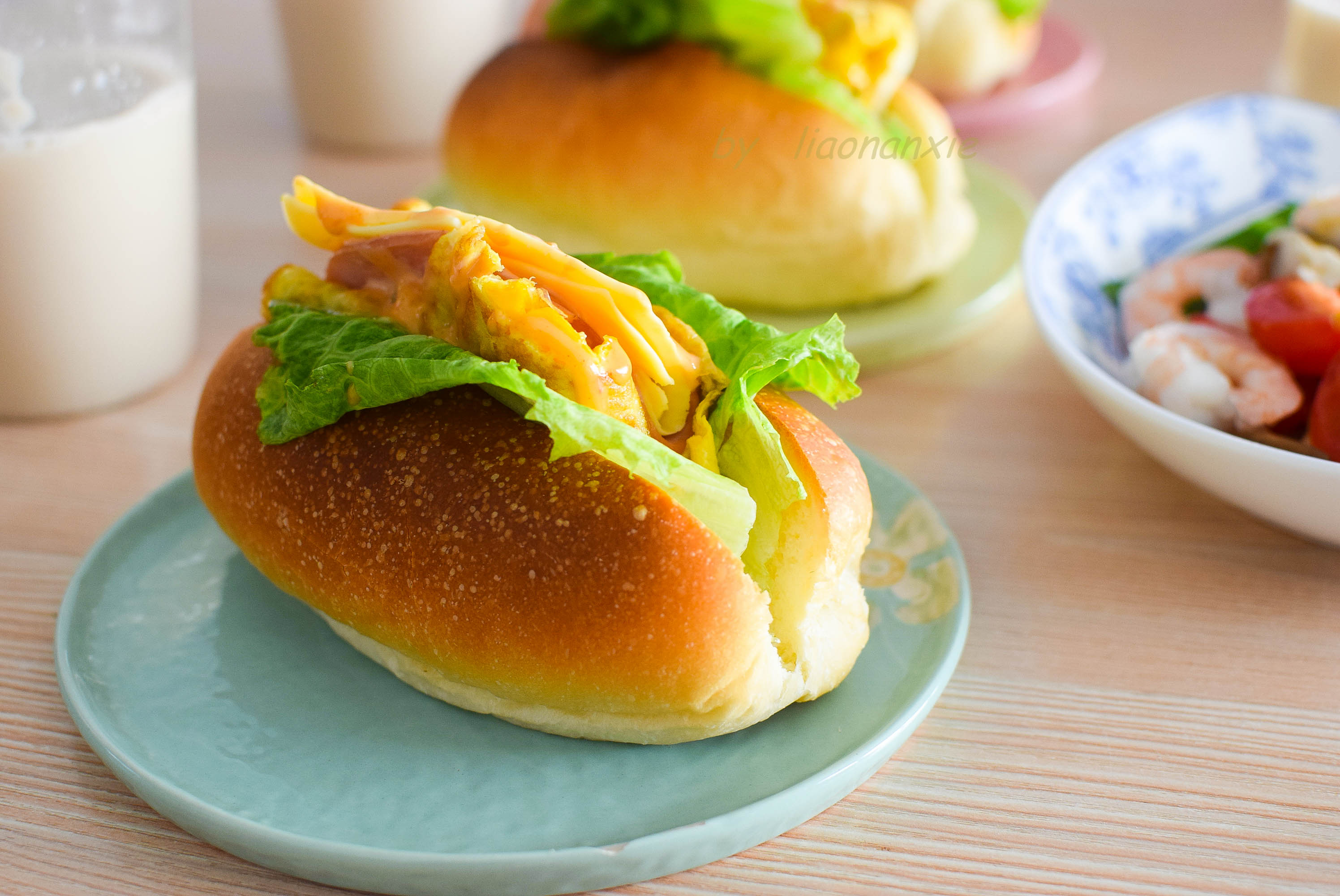 晒我家三人份营养早餐肉蛋奶菜全都有10分钟就能做好