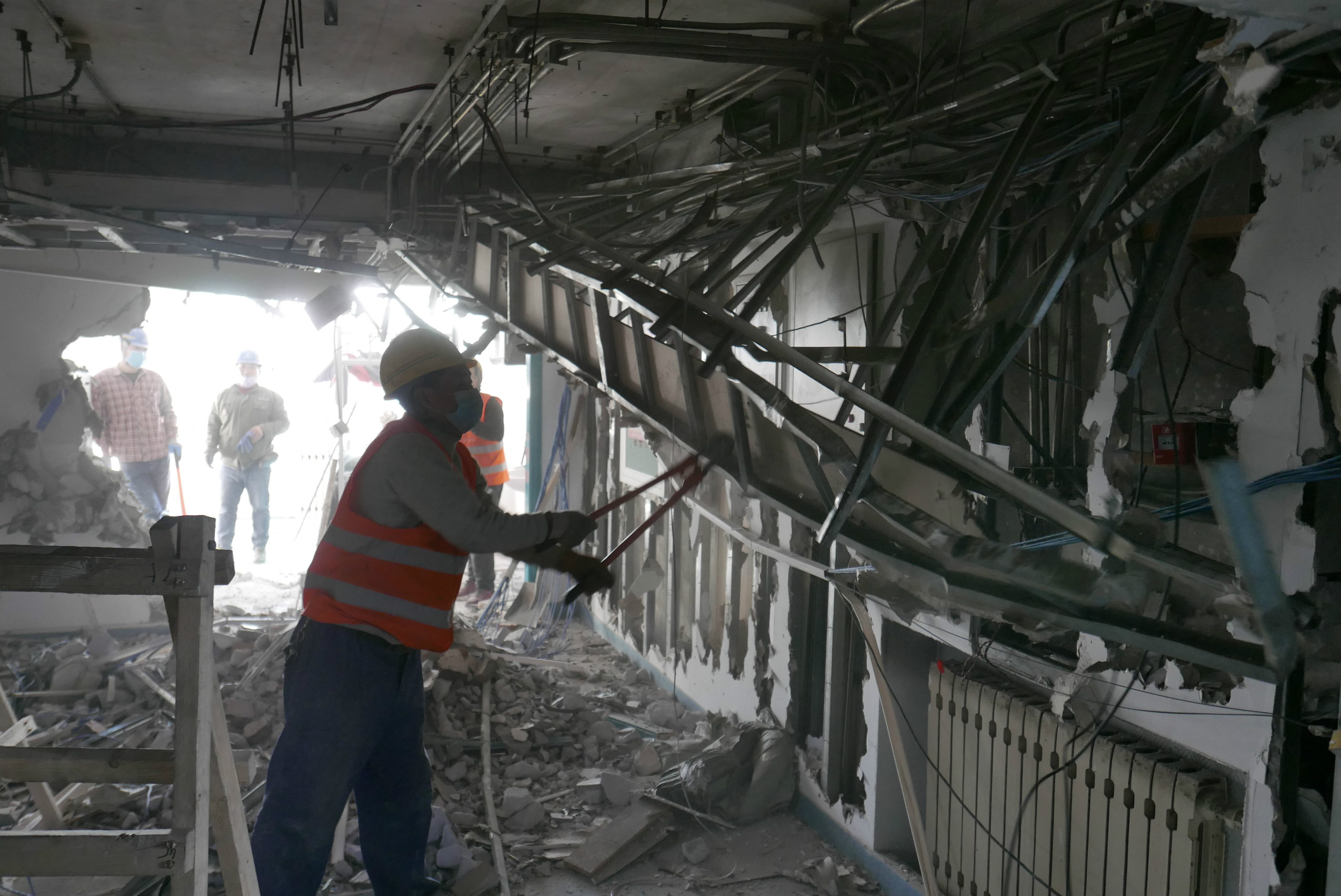 [环球时报]北京昌平小汤山医院开始重建工程 数百名工人入驻施工