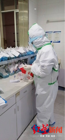 【红星新闻】援鄂医疗队队员日记：到达病区 便是战场 唯有向前