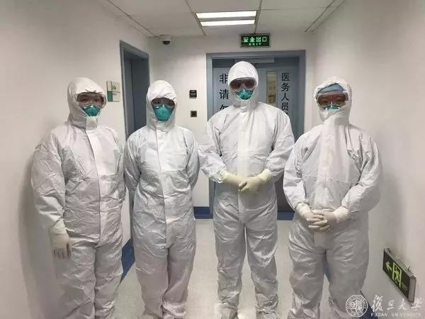 #陕西法制网#“不能欺负听话的人！”这位医疗救治组长的硬核讲话刷屏：“党员必须先上，没有讨价还价！”