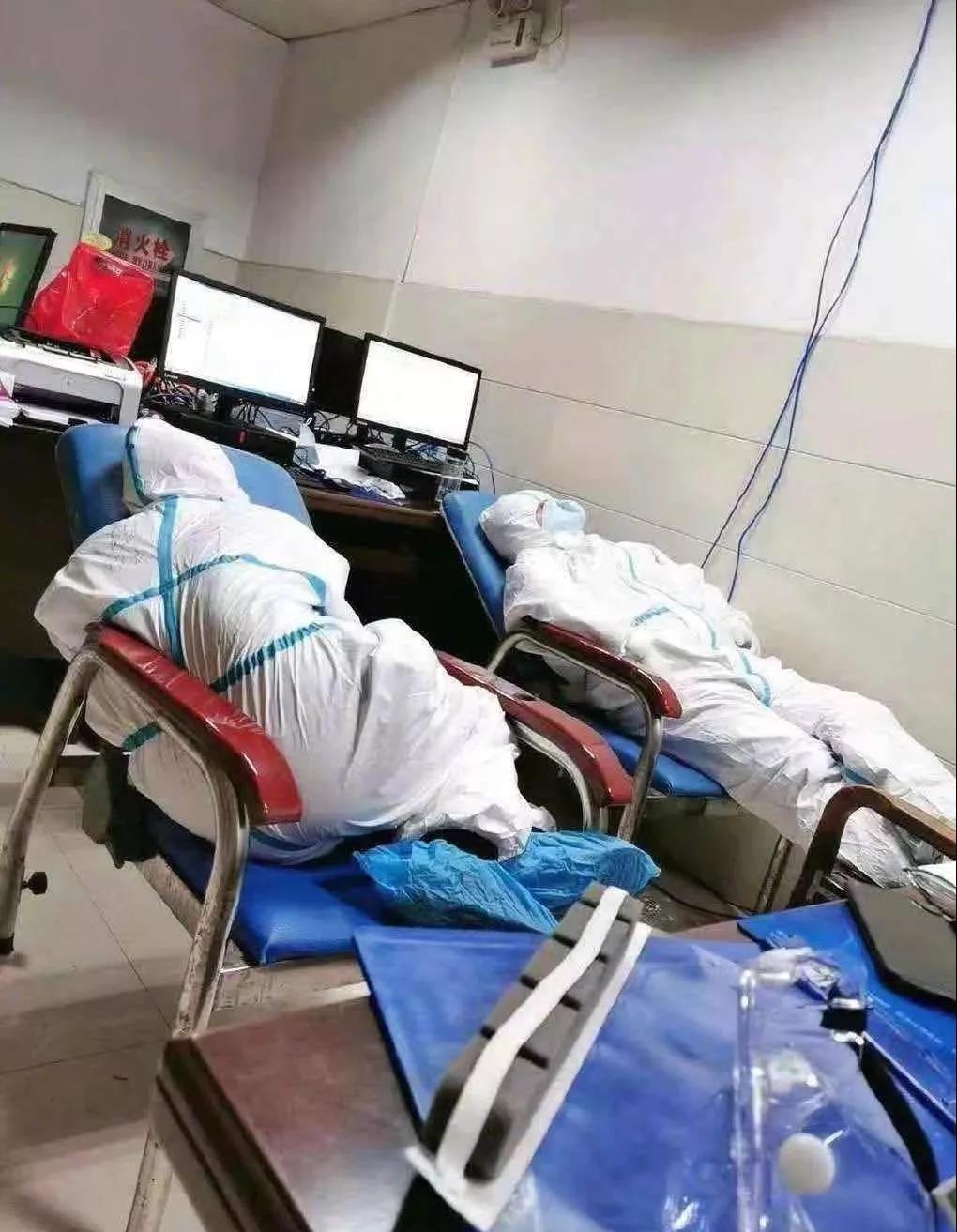 [经济日报]他们睡着了的样子，让人心疼