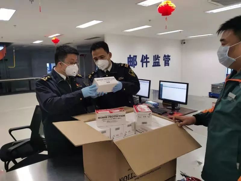 「海关发布」日夜兼程！大批防疫物资已经在路上