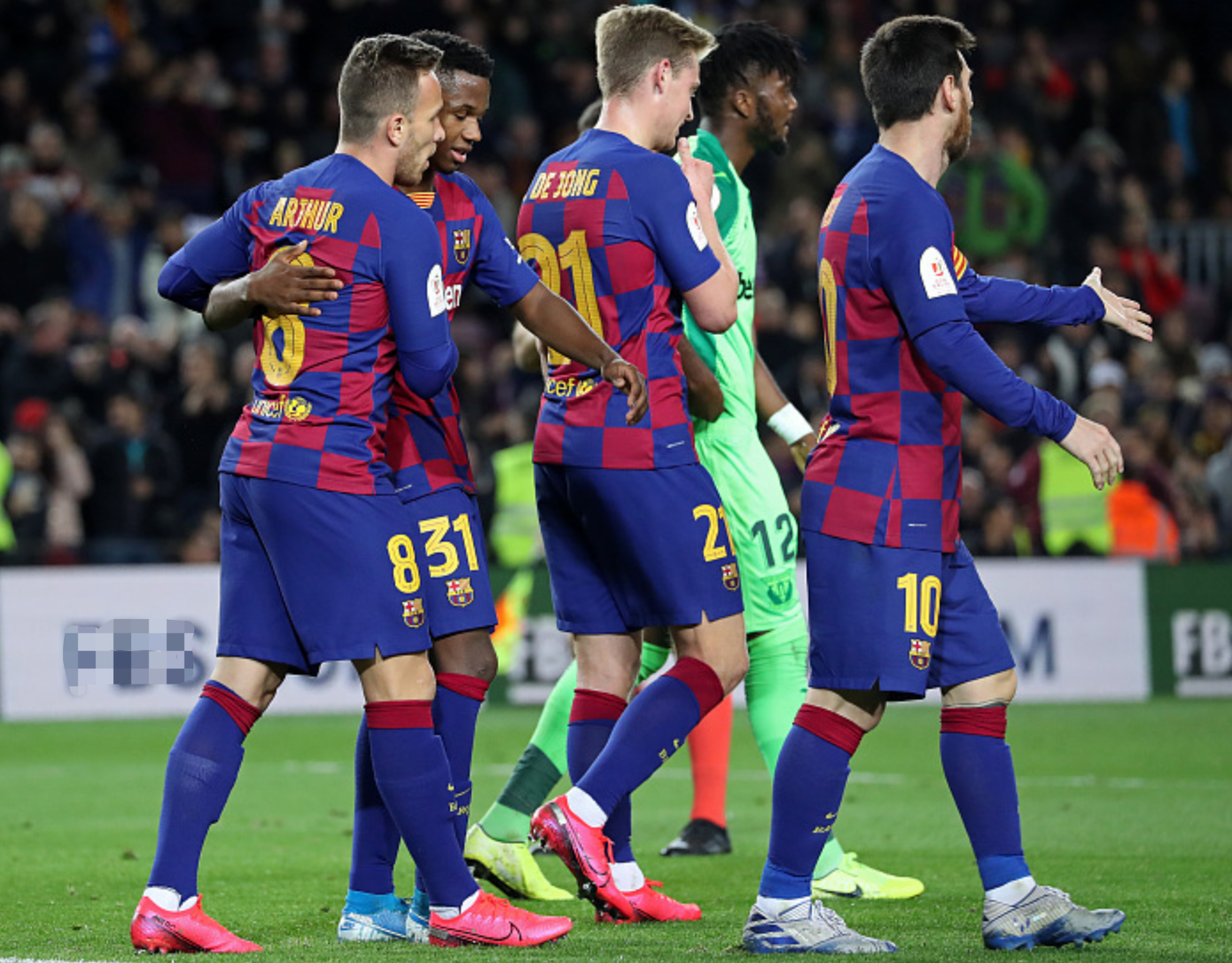 巴萨梦三基石连遭打击红星陷350分钟球荒同期身价远超姆巴佩