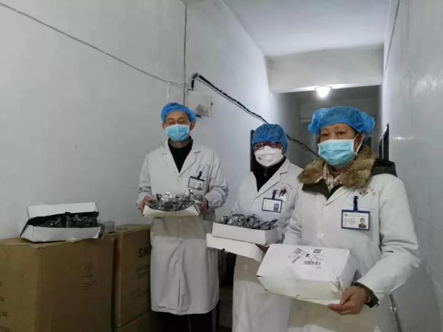 「最高人民法院」“已收到！”南通崇川法院组织捐赠近30万元防疫物资驰援湖北医院