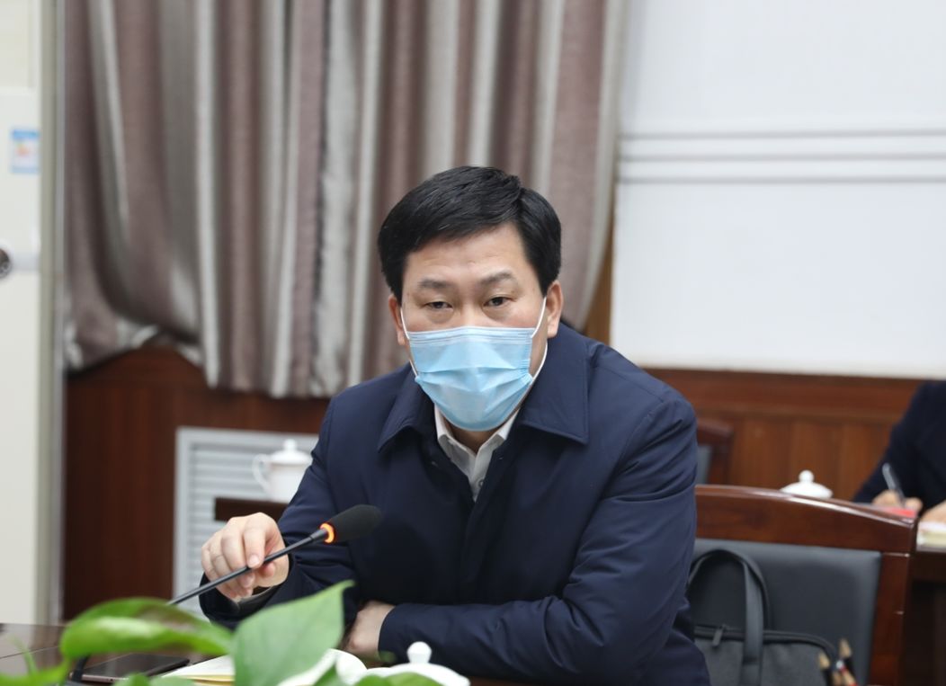 李哲主持召开盐湖区疫情联防联控工作专题会议