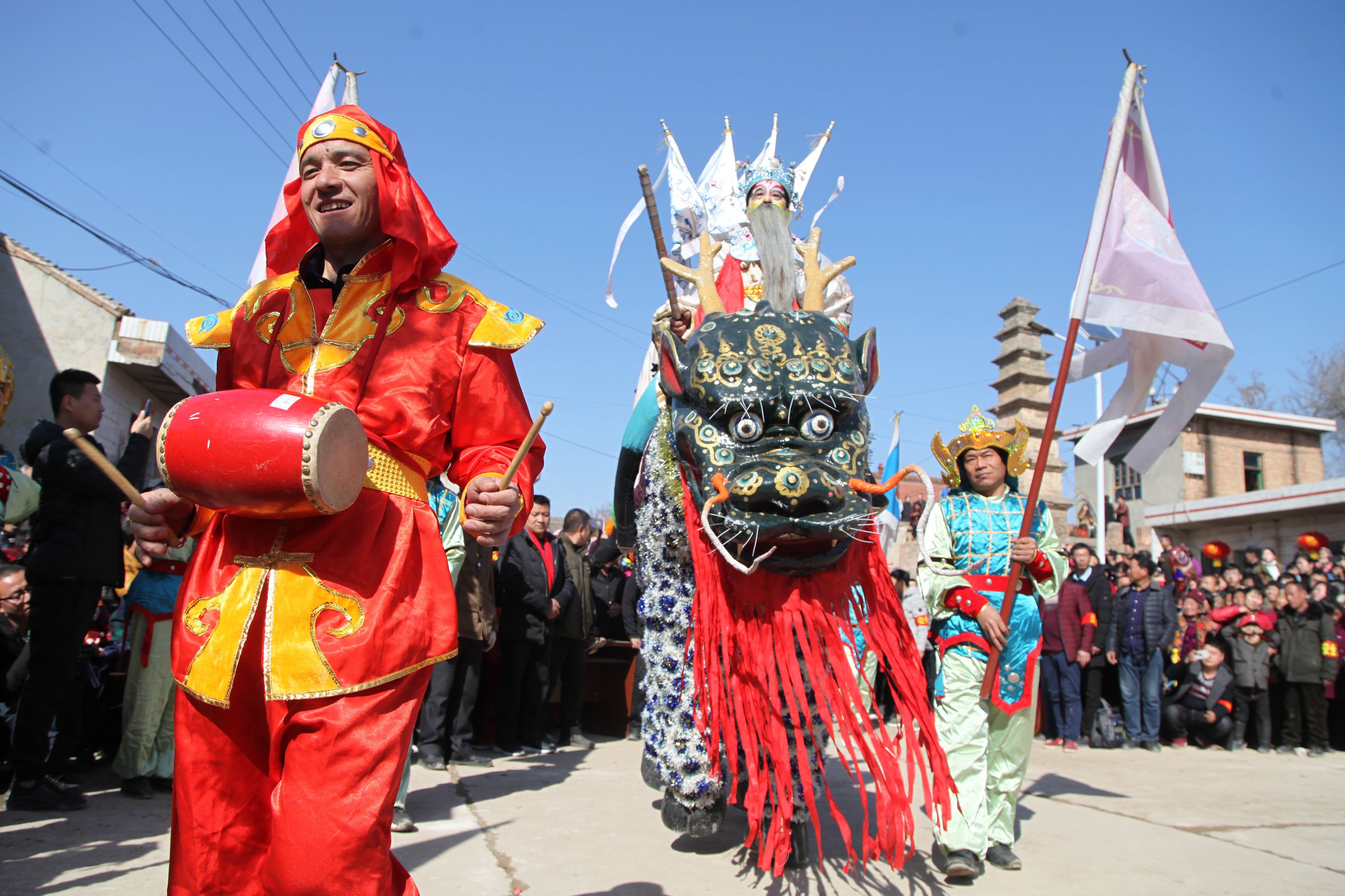 原始视觉刺激背冰亮膘走兽扎马角看古代农村怎样闹社火