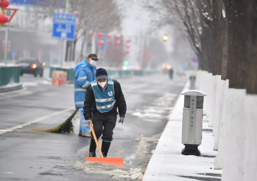 陕西法制网@20200202，有雪，有爱